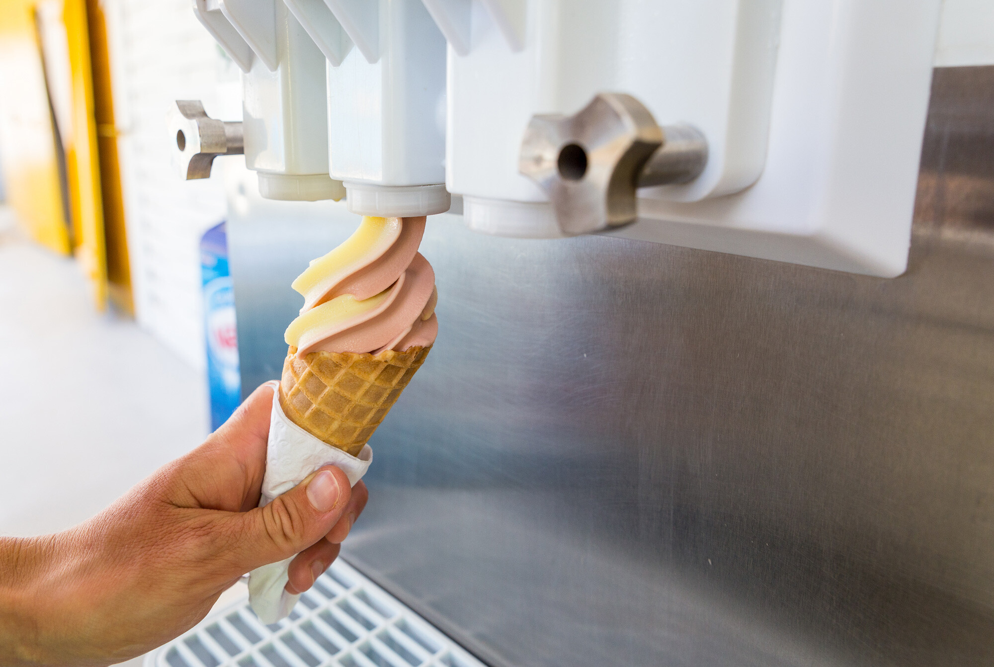 branche-haushaltsgeraete-eismaschine-hero